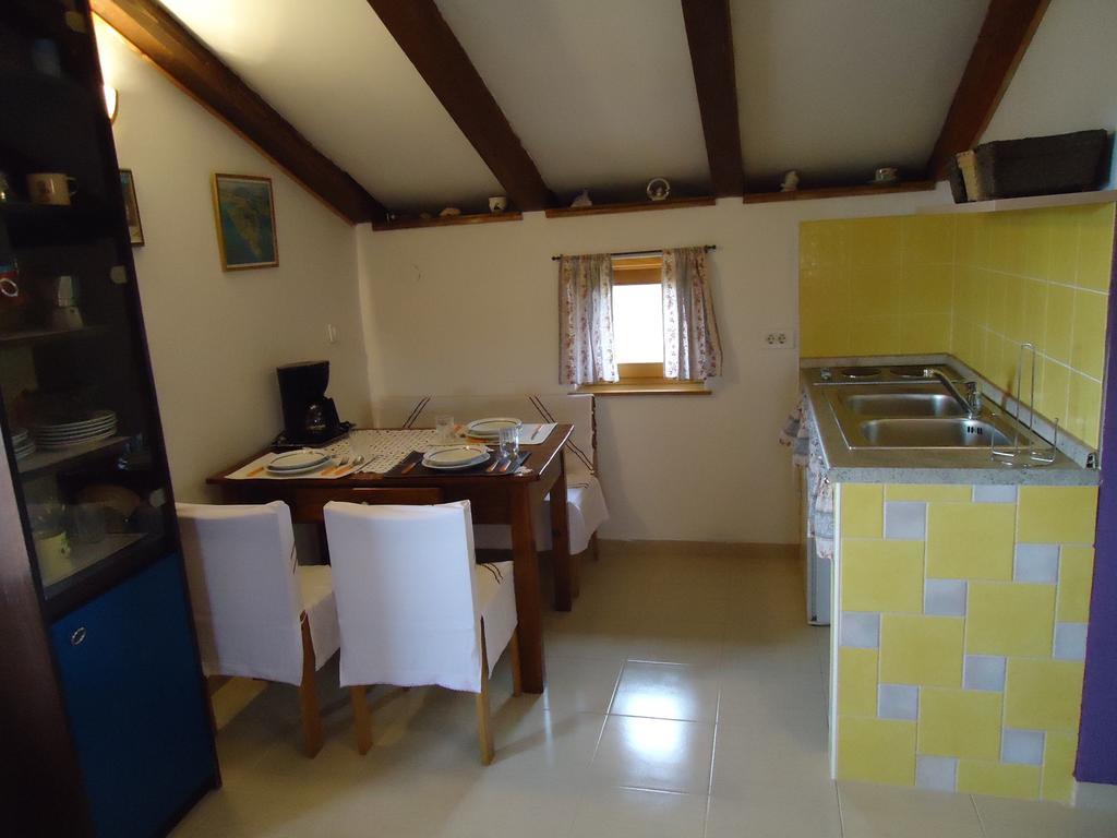 Studio Apartment Nera Rovinj Habitación foto